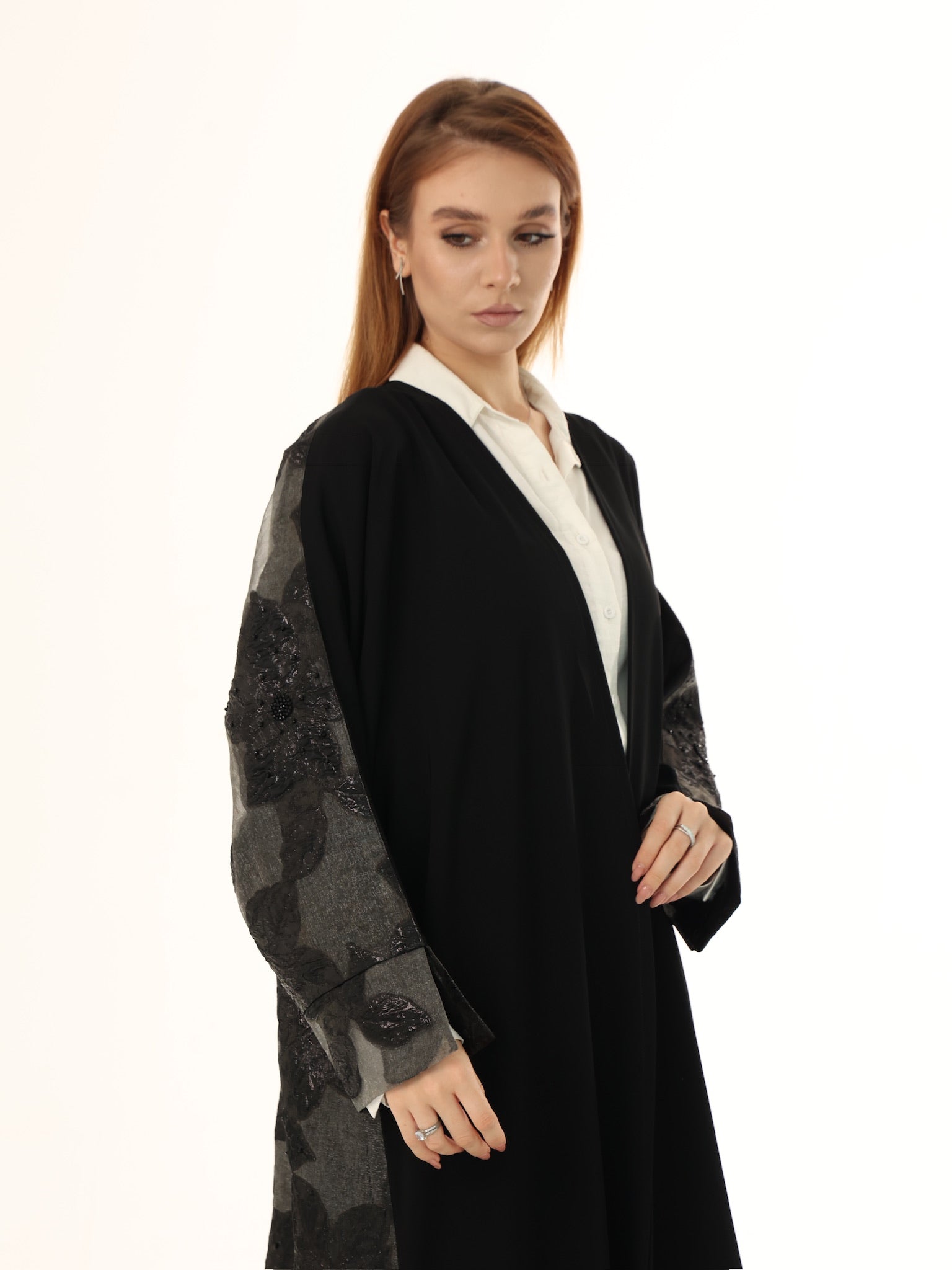Noir Lumina Abaya, ZR Abaya Luxe