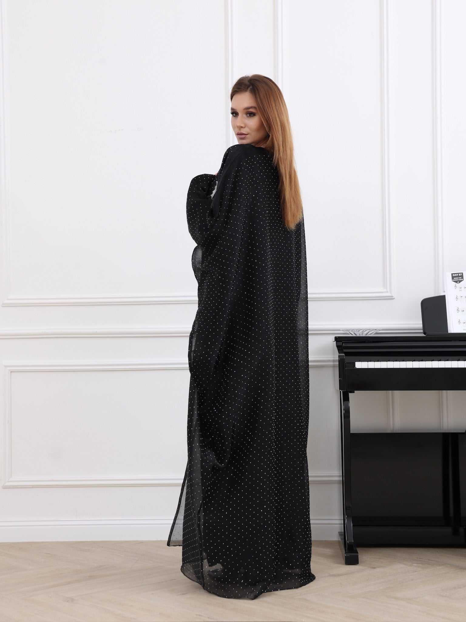 Lamsat Noor Abaya